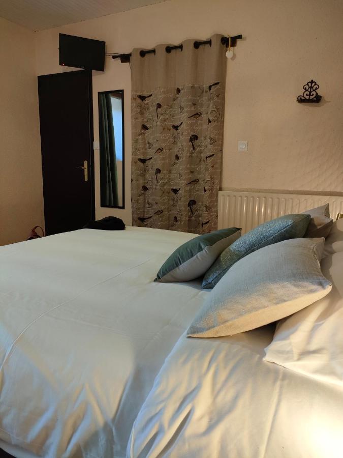 Terre Et Eau Chambres D'Hotes B&B La Flocelliere ภายนอก รูปภาพ